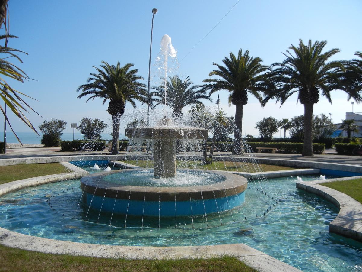 Camping & Village Eucaliptus Alba Adriatica Eksteriør bilde